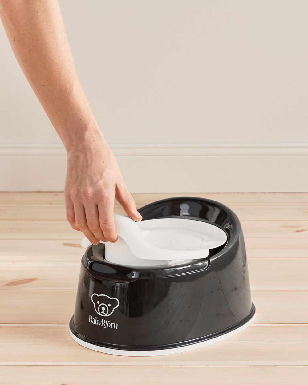 Smart pot Black/white colour Babybjörn