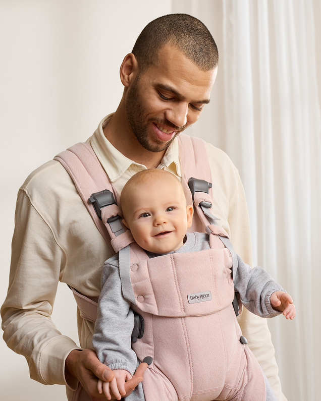 Harmony woven melange baby carrier Light pink colour  Babybjörn