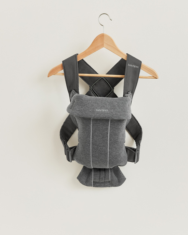 Mini Jersey 3D baby carrier Dark grey colour  Babybjörn