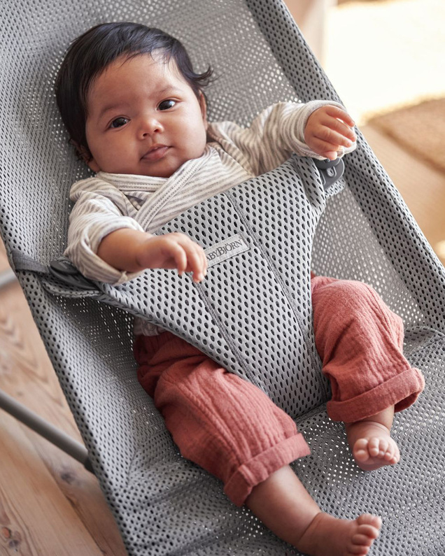 Bliss Mesh bouncer Grey colour  Babybjörn