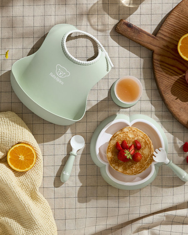 5-piece meal set Pastel green colour  Babybj&ouml;rn
