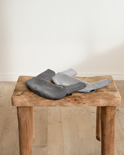 Harmony baby bib Dark grey colour  Babybj&ouml;rn