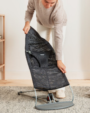 Bliss Mesh bouncer Anthracite colour Babybjörn