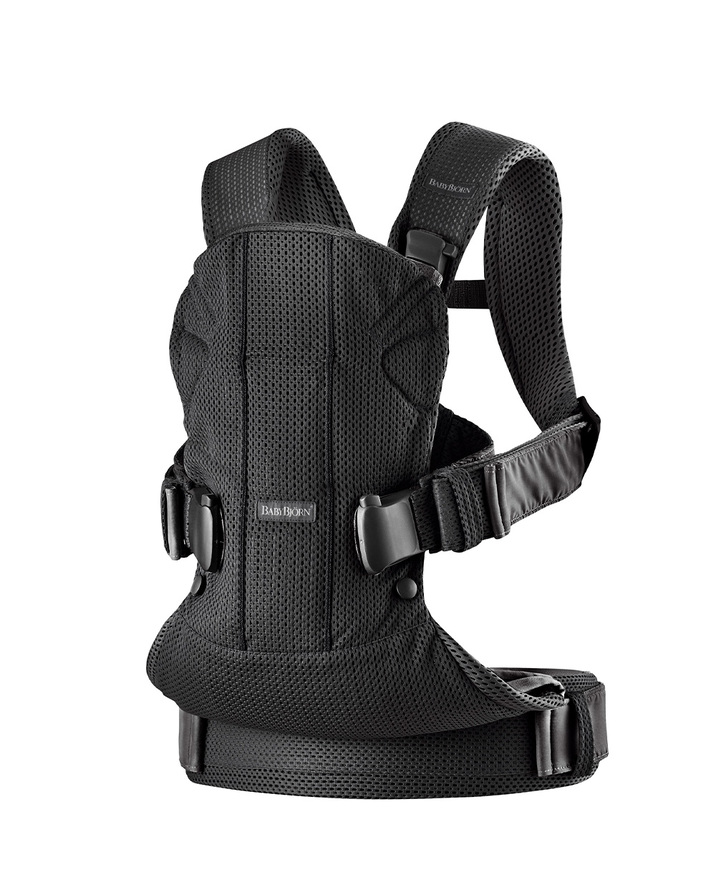 One Air Mesh 3D baby carrier Black colour Babybjörn