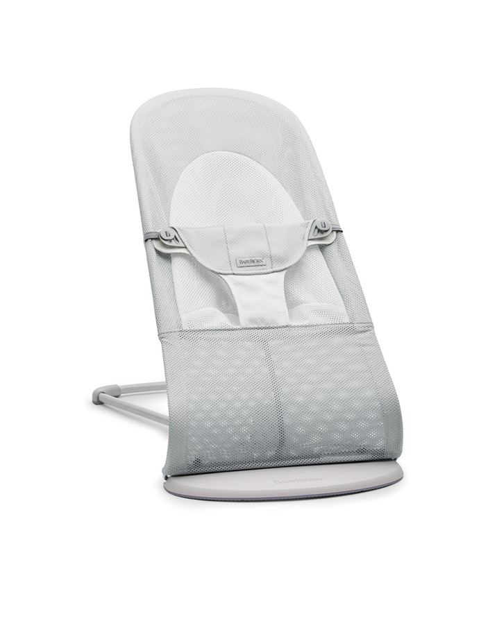 Balance Soft Mesh bouncer Silver/white colour Babybjörn