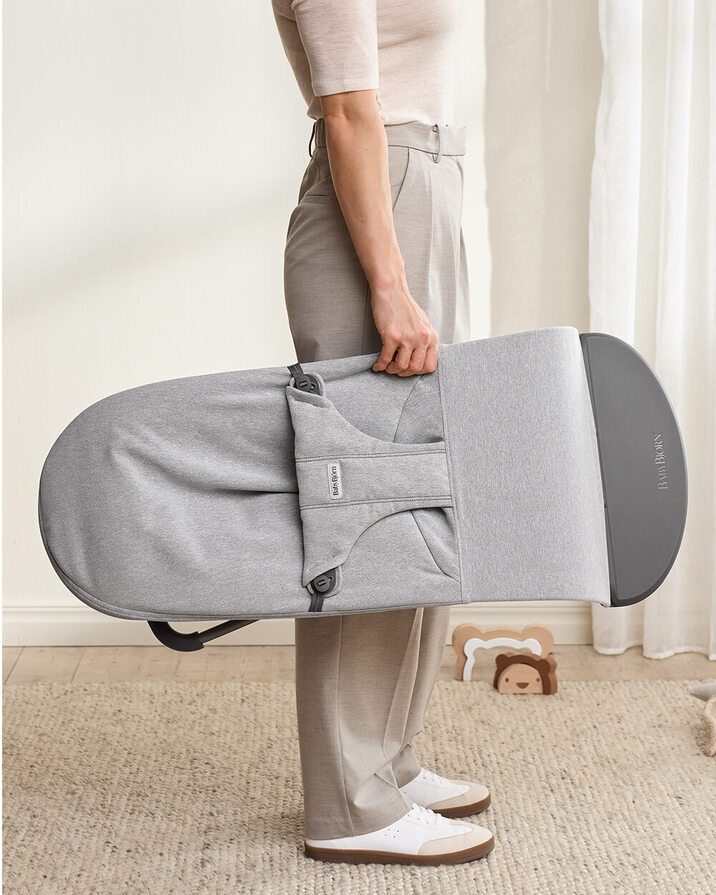 Bliss woven bouncer Light grey colour Babybjörn