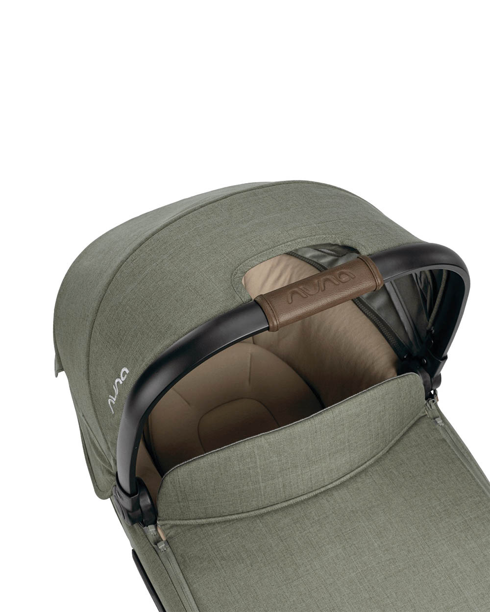 Cari Aire carrycot Pine colour  Nuna