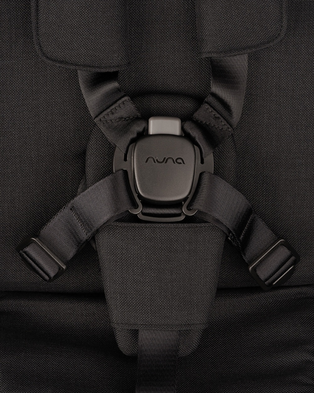 Trvl lx pushchair Caviar colour  Nuna