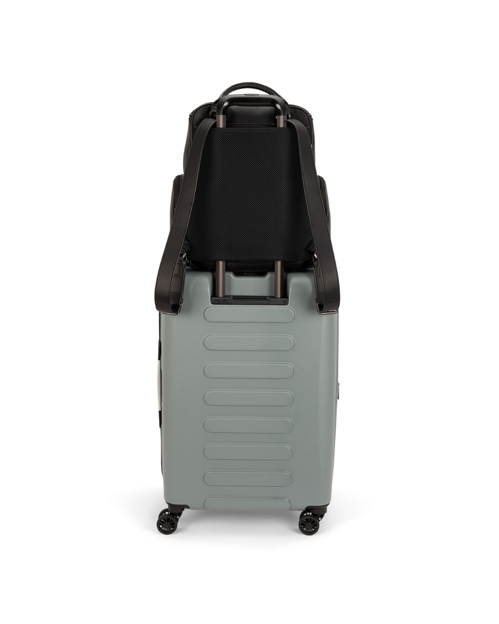 Essential backpack Caviar colour  Nuna