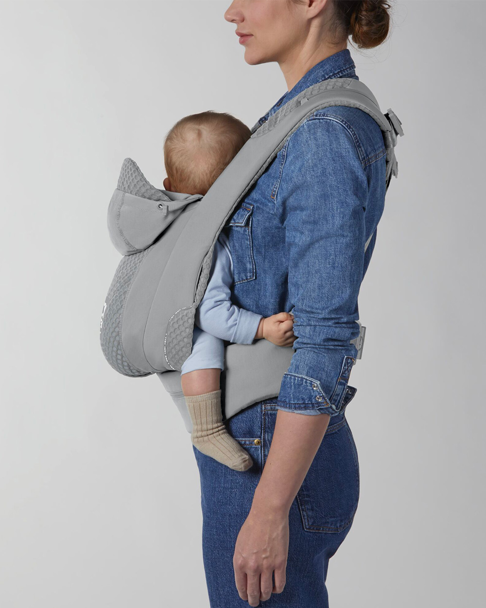 Coya Carrier Light grey colour  Cybex