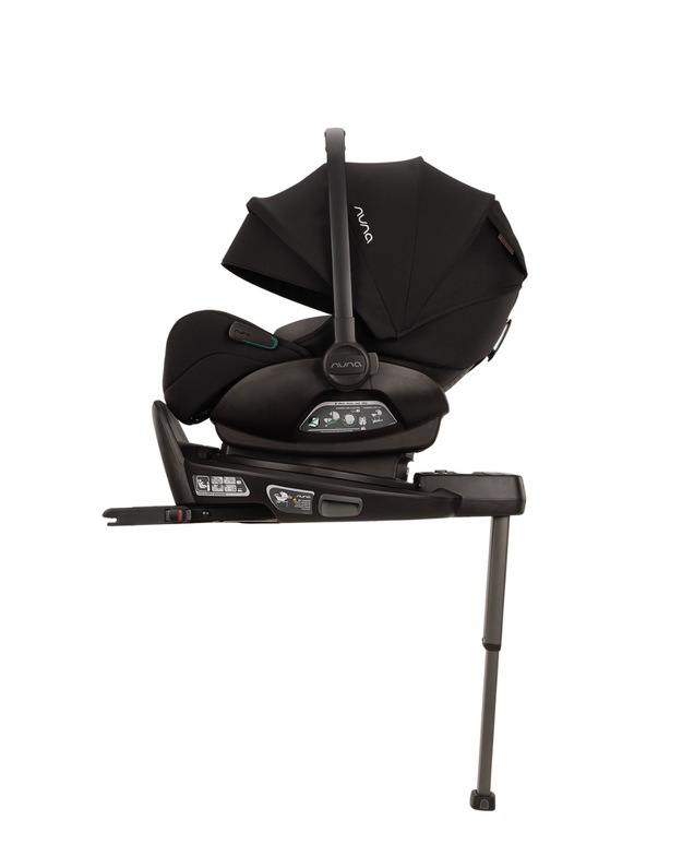 Curv car seat base Caviar colour  Nuna