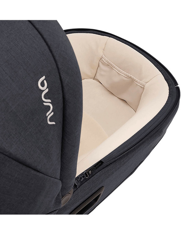 Cari Next carrycot Ocean colour  Nuna