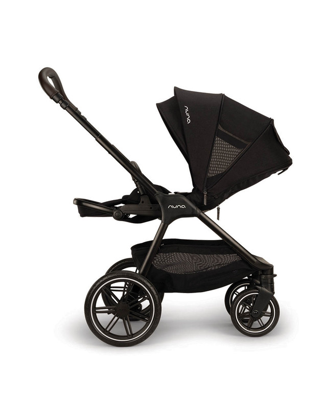 Triv lx pushchair Caviar colour  Nuna