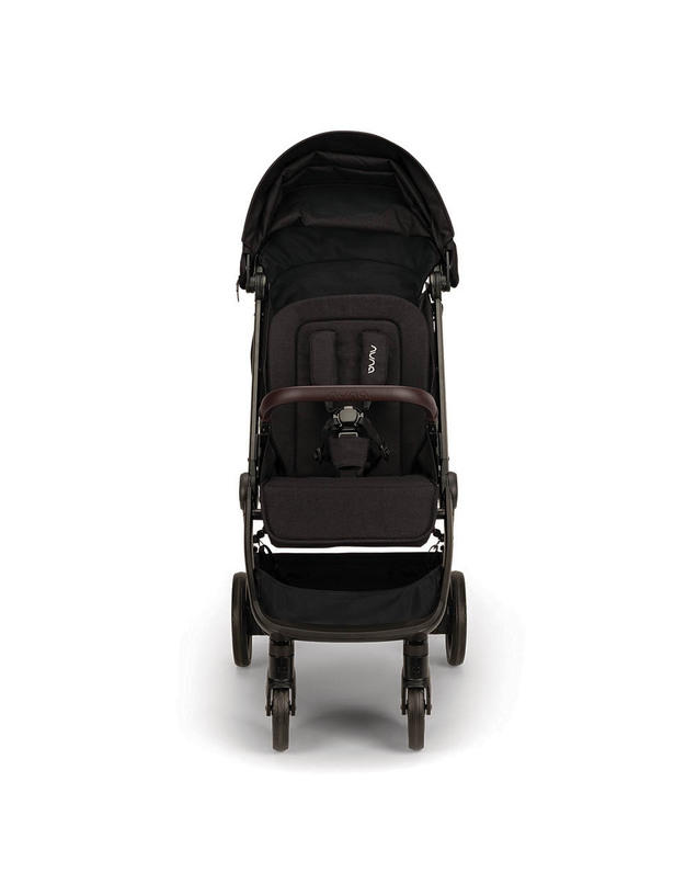 Trvl lx pushchair Caviar colour  Nuna