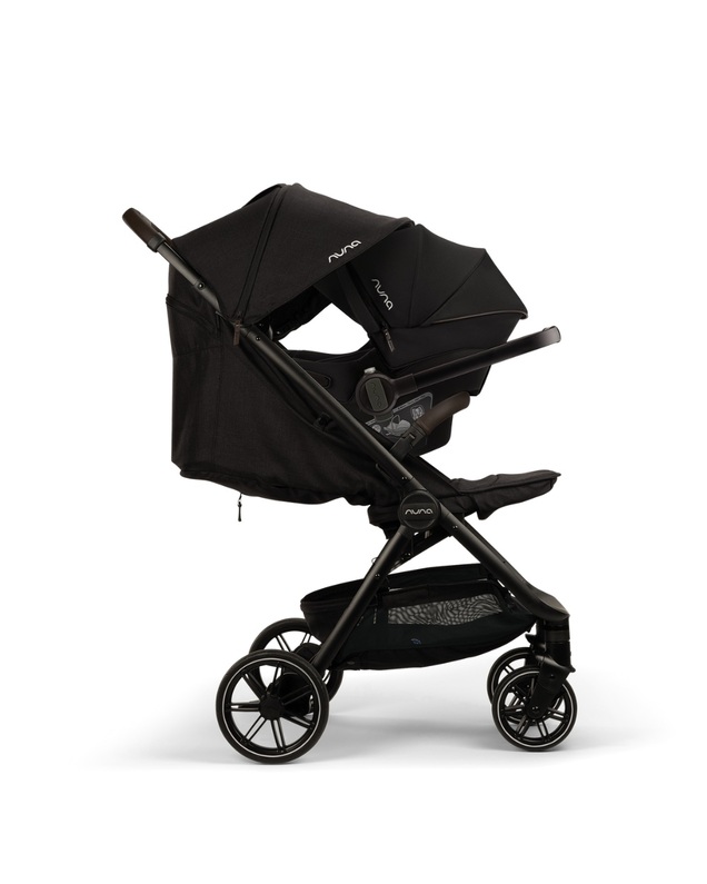 Trvl lx pushchair Caviar colour  Nuna