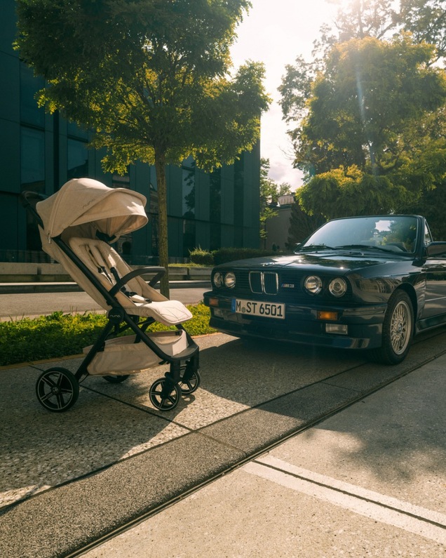 Trvl lx Nuna x BMW puschair Mica colour  Nuna