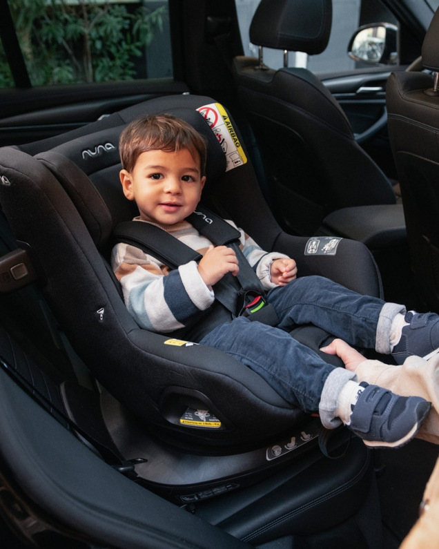 Pruu car seat Caviar colour  Nuna