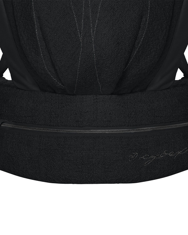 Coya Carrier Bouclé Stone black colour  Cybex