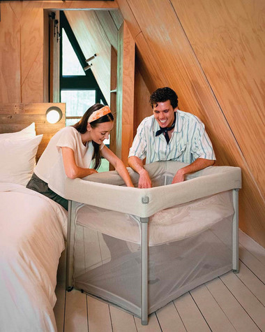 Paal travel cot Biscotti colour  Nuna