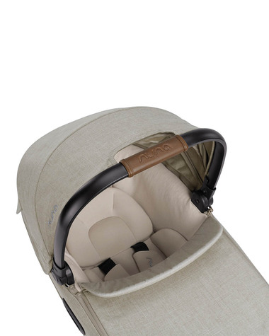 Cari Aire carrycot Hazelwood colour  Nuna