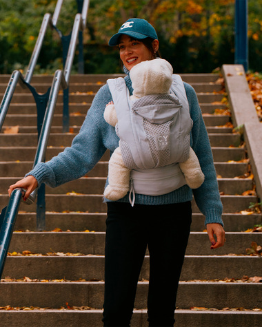 Coya Carrier Light grey colour  Cybex