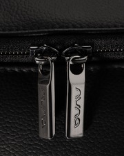 Essential backpack Caviar colour  Nuna