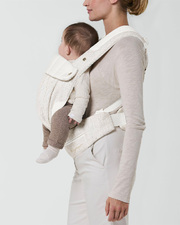 Coya Carrier Boucl&eacute; Cream white colour  Cybex
