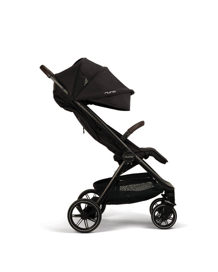 Trvl lx pushchair Caviar colour  Nuna