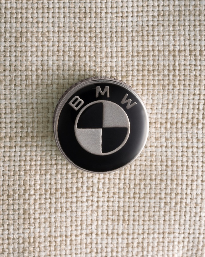 Trvl lx Nuna x BMW puschair Mica colour  Nuna