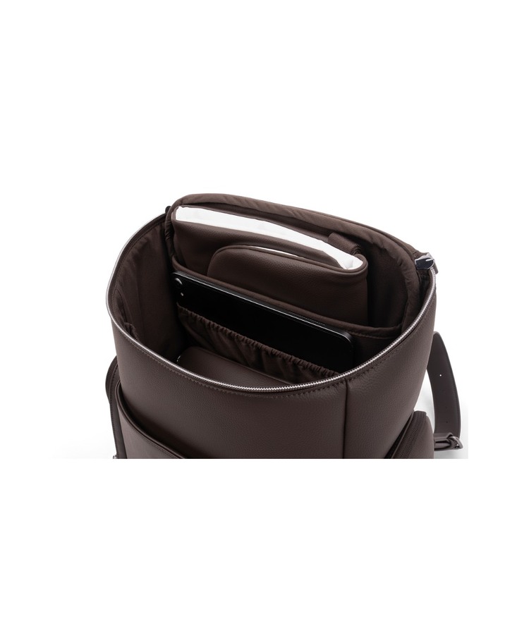Essential backpack Cocoa colour  Nuna