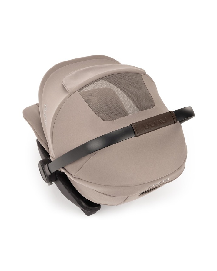 Arra Next car seat Cedar colour  Nuna