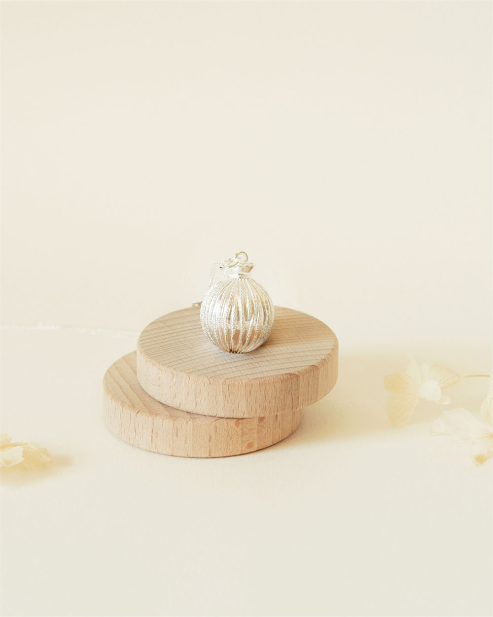 Pregnancy bola Wonder Silver colour  Ilado