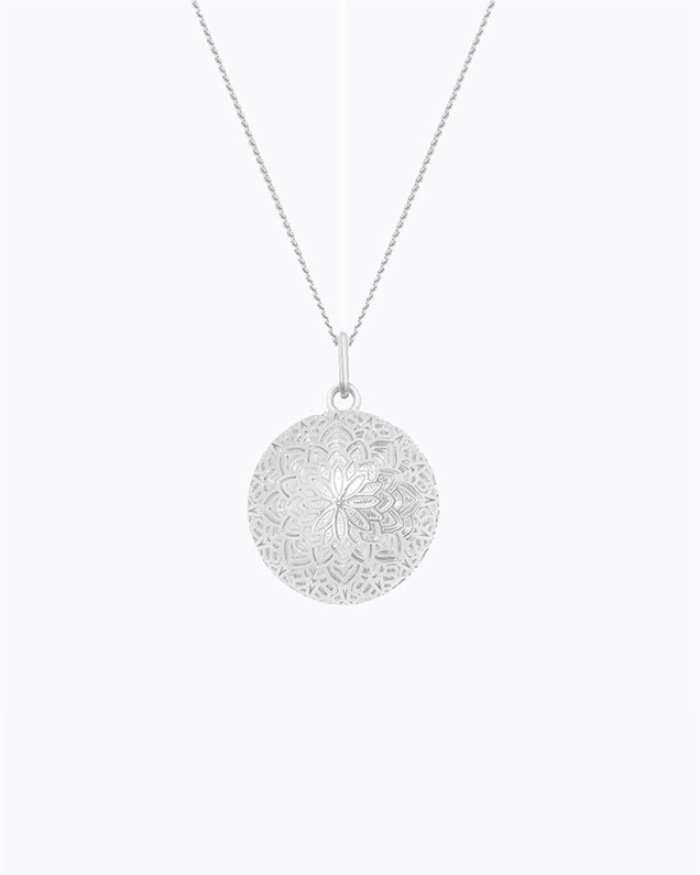 Pregnancy bola Lace Silver colour on chain  Ilado