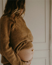 Pregnancy bola Link Yellow gold colour on chain  Ilado