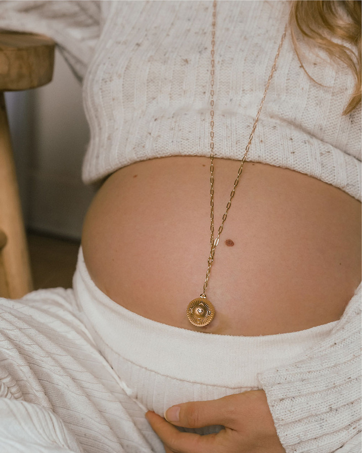 Pregnancy bola Amor Yellow gold colour on chain  Ilado