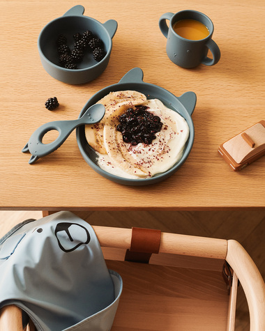 Vivi silicone meal set Whale blue rabbit colour  Liewood