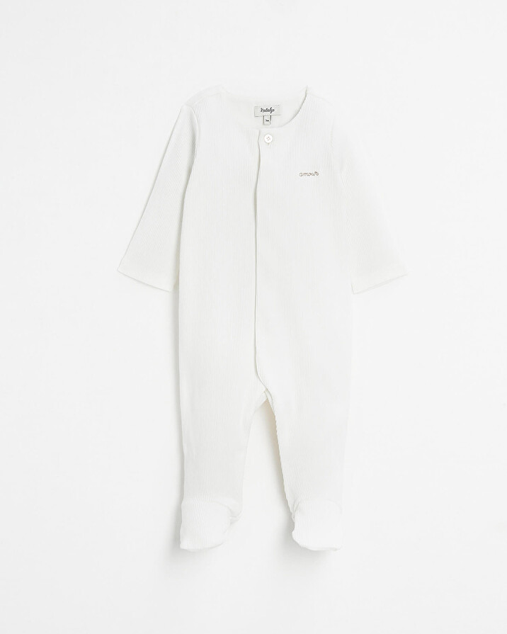 Love embroidered onesie Off-white colour  Natalys