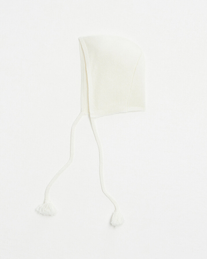 Cashmere hat Off-white colour  Natalys