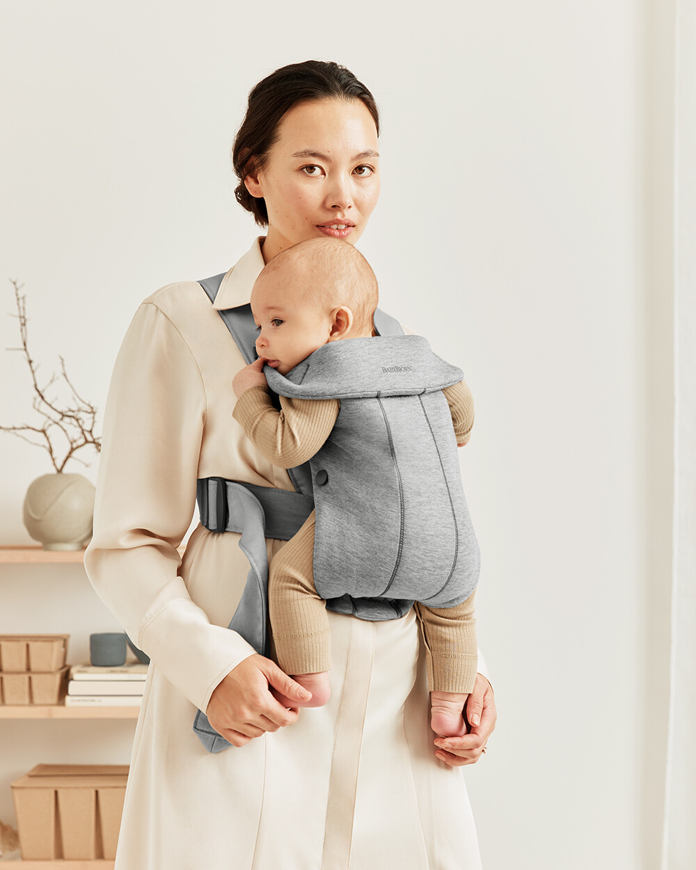 Mini Jersey 3D baby carrier Light grey  Babybj&ouml;rn