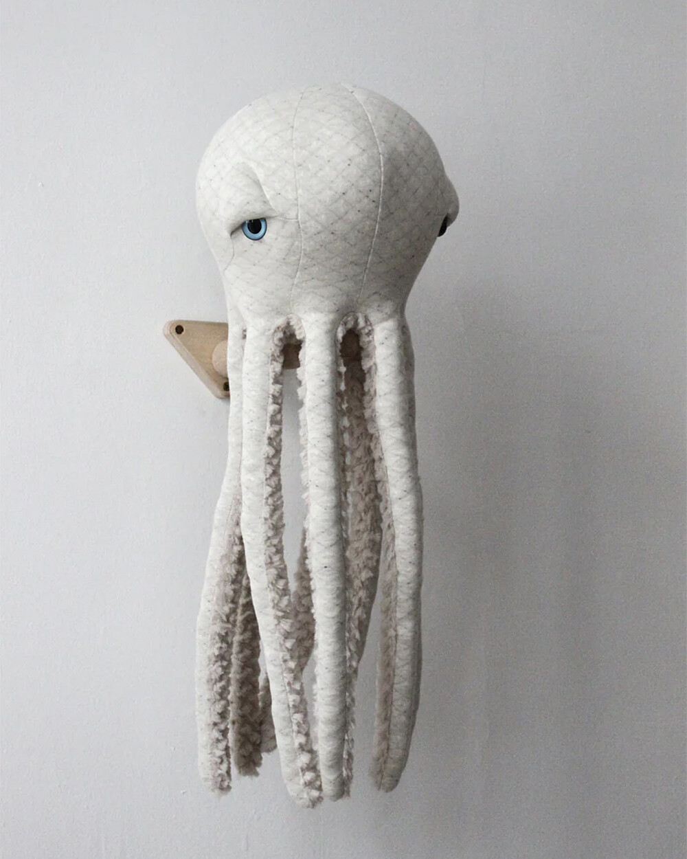 Octopus plush 56 cm Albino colours  Bigstuffed