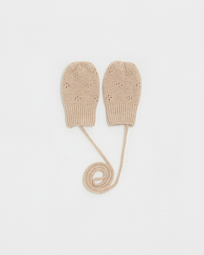 Openwork knit mittens Camel color Natalys