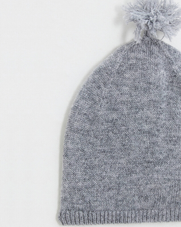 Merino wool pom pom hat Grey color  Natalys
