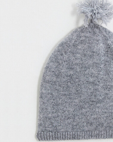 Merino wool pom pom hat Grey color  Natalys