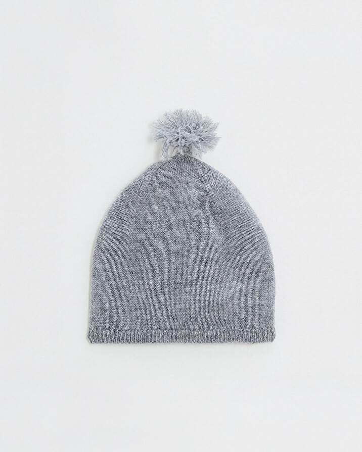 Merino wool pom pom hat Grey color  Natalys