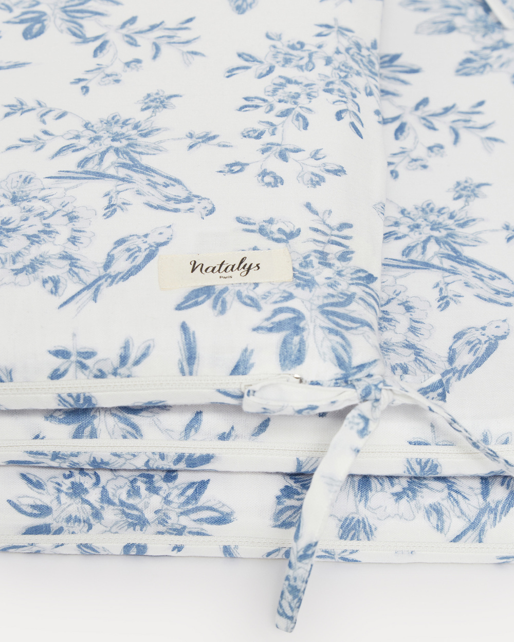 Leandre bumper pad Porcelain print  Natalys