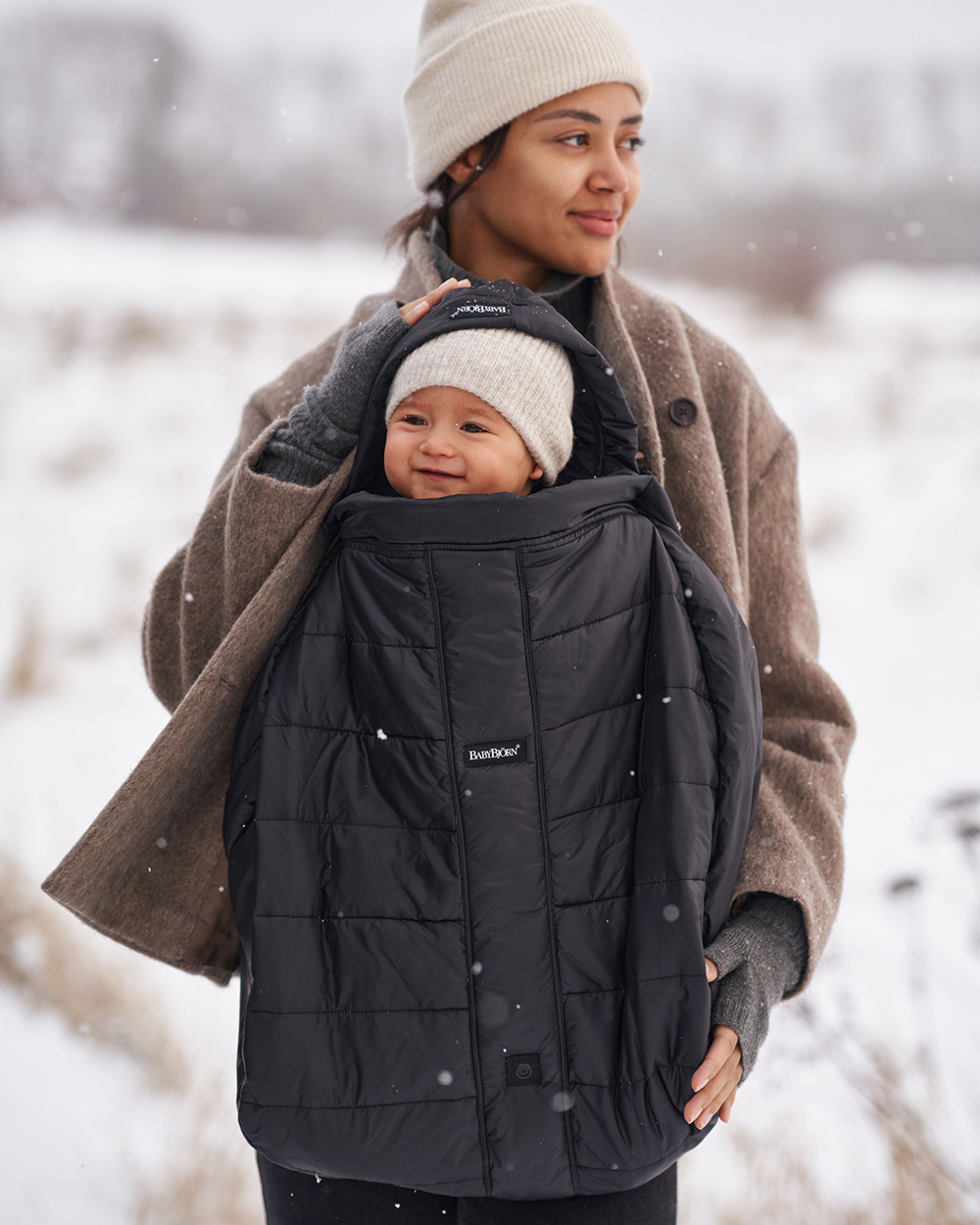 Winter cover for baby carrier Black  Babybj&ouml;rn
